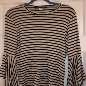 Francesca’s striped top NWOT
